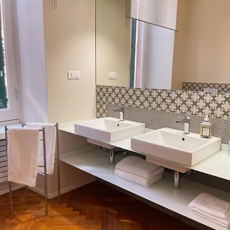 Mirabello Apt, Elegant, 2bdr Ac, 2 Bth, Pedestrian Area, Private Parking 600 Mt Far, Life Apartment