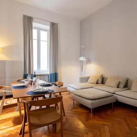 Mirabello Apt, Elegant, 2bdr Ac, 2 Bth, Pedestrian Area, Private Parking 600 Mt Far, Life *