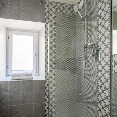 Mirabello Apt, Elegant, 2bdr Ac, 2 Bth, Pedestrian Area, Private Parking 600 Mt Far, Life Apartment *