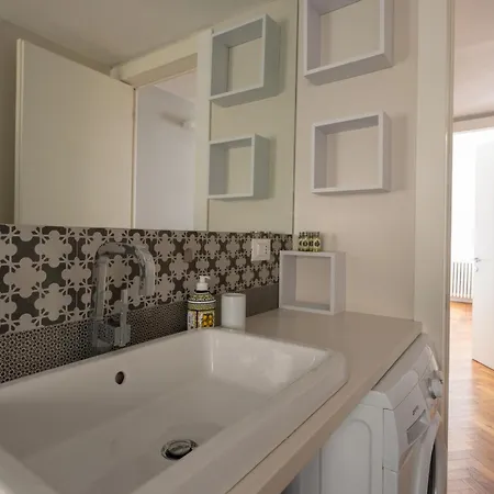 Apartment Mirabello Apt, Elegant, 2bdr Ac, 2 Bth, Pedestrian Area, Private Parking 600 Mt Far, Life La Spezia
