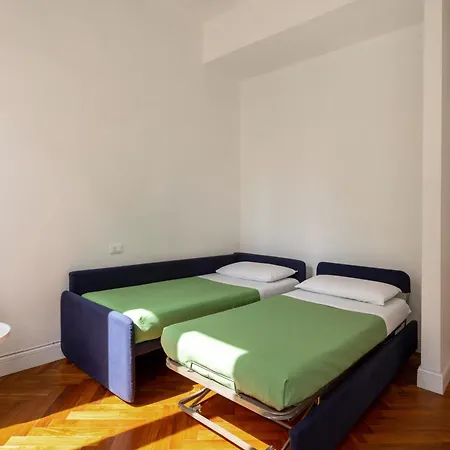 Mirabello Apt, Elegant, 2bdr Ac, 2 Bth, Pedestrian Area, Private Parking 600 Mt Far, Life